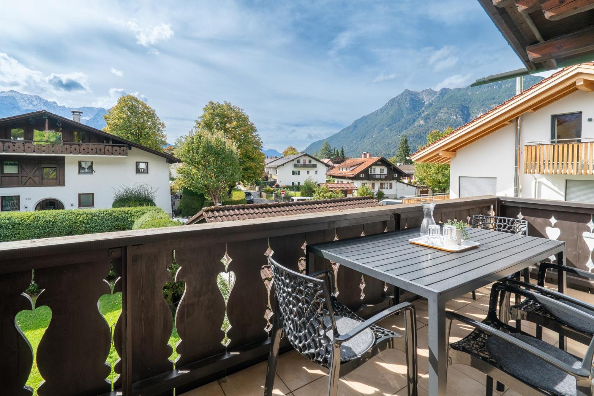 3-Zimmer-Rueckzugsort Mit Panoramabalkon In Bestlage Garmisch-Partenkirchen Exterior foto